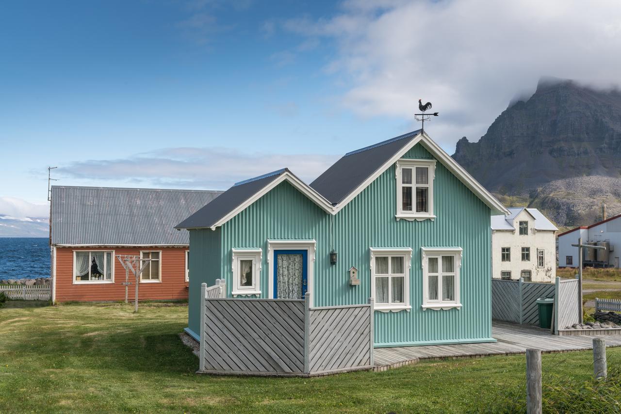 The Little House Villa Bolungarvik ภายนอก รูปภาพ